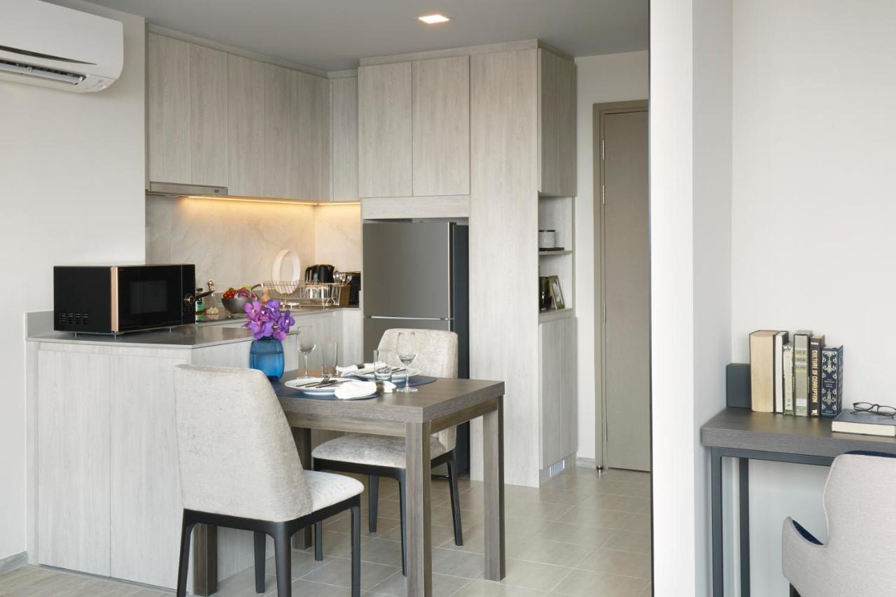 Somerset Rama 9 Bangkok Exteriér fotografie A typical kitchen in a condominium